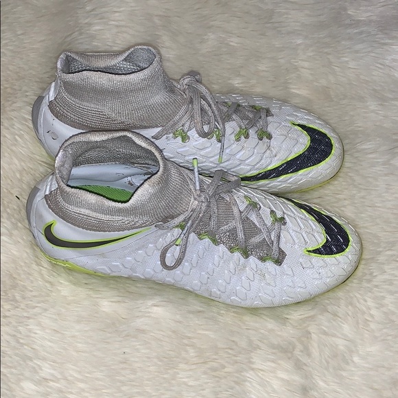 4 Nike JR Hypervenom Phantom 3 Elite Soccer Cleats - Picture 5 of 9